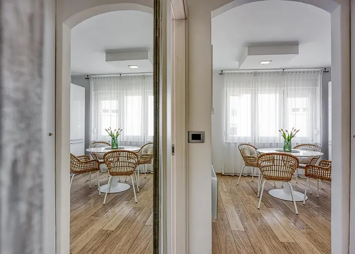 아파트 Liu In Center *